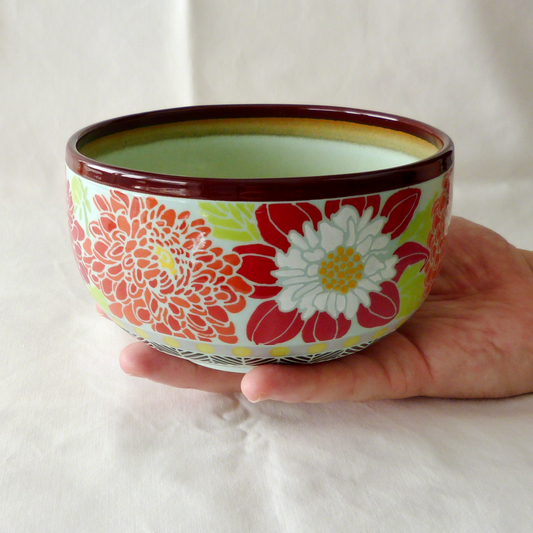 A Hand Drawn and Glazed Porcelain Dahlia Bowl and Matching Plate