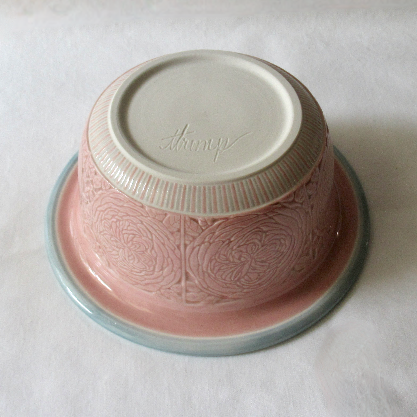 A Hand Drawn Quarter Roses Pink Celadon Bowl