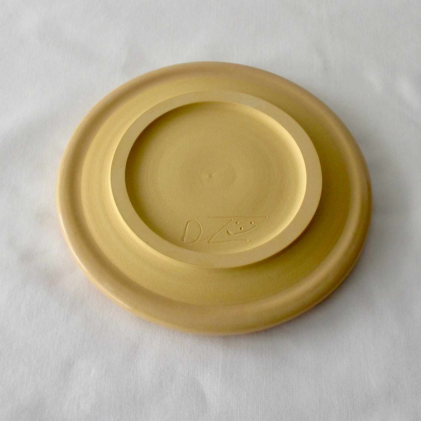 Wheel-thrown Decorative Plate Adorned with Agateware Seashells. Ceramic Pottery