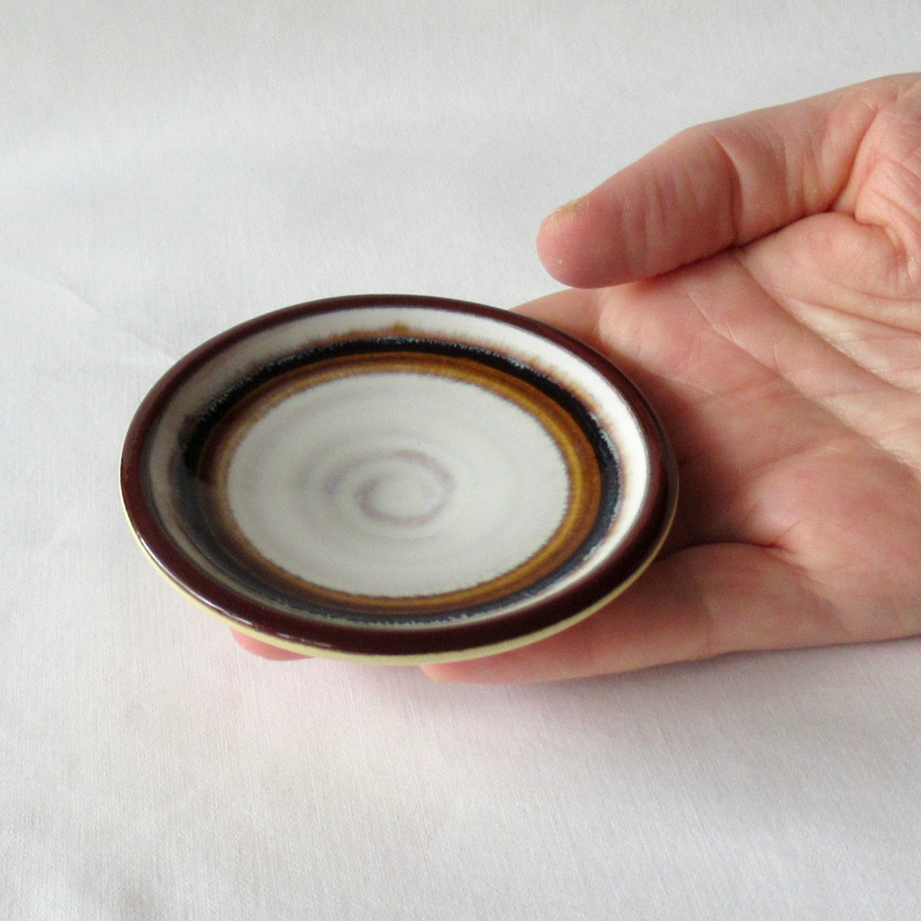 Amber Brown and White Glazed Small Wheel-thrown Porcelain Plate