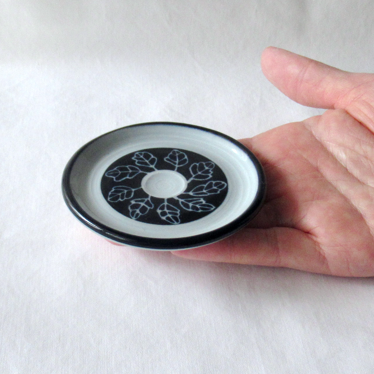Very Small Sgraffito Leaf Plate