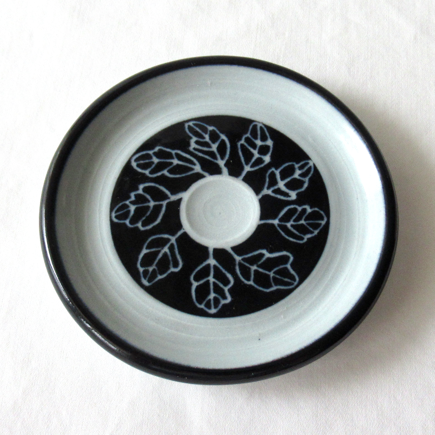 Very Small Sgraffito Leaf Plate