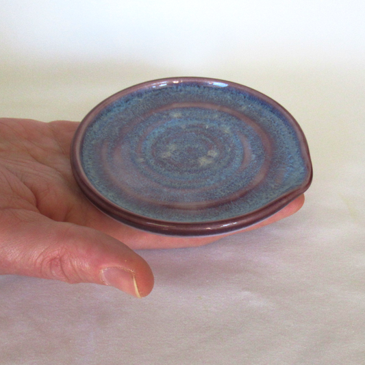 Wheel-thrown Blue Speckled Colored Porcelain Ceramic Pottery Spoon Rest