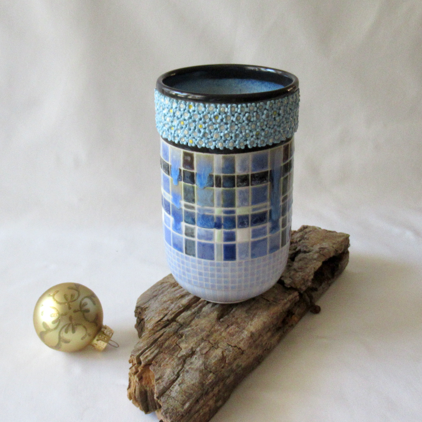 A Forget-Me-Not Flowers and Blue Plaid Wheel-thrown Vase