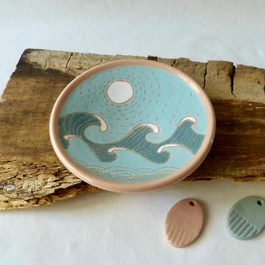 Colored Porcelain Clay Sgraffito "Waves" Shallow Bowl